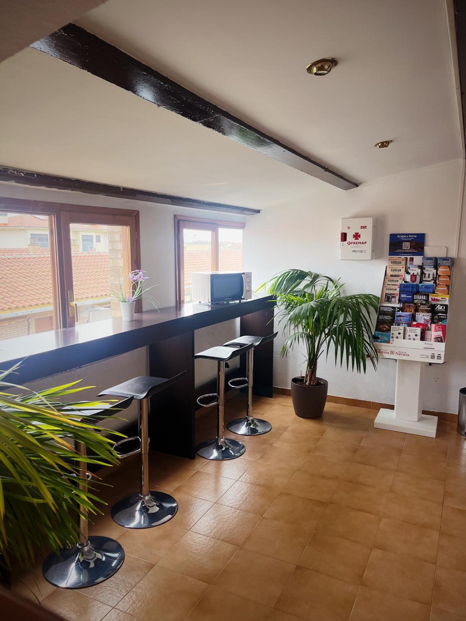 Funes Hostal Legaz מראה חיצוני תמונה