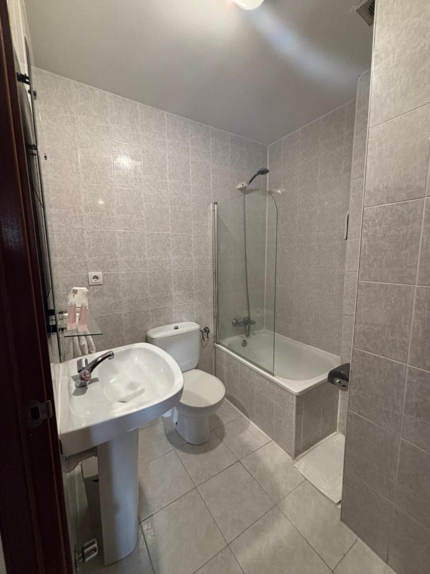 Funes Hostal Legaz מראה חיצוני תמונה